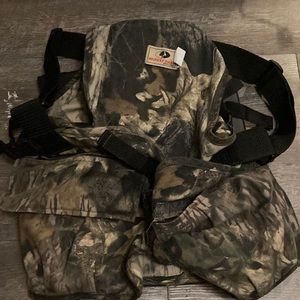 Mossy Oak hunting vest
